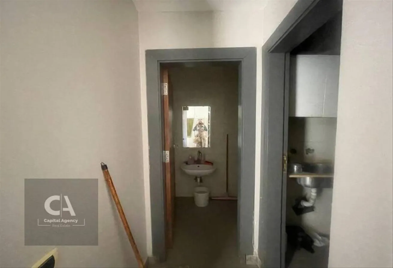 Gallery Image 10