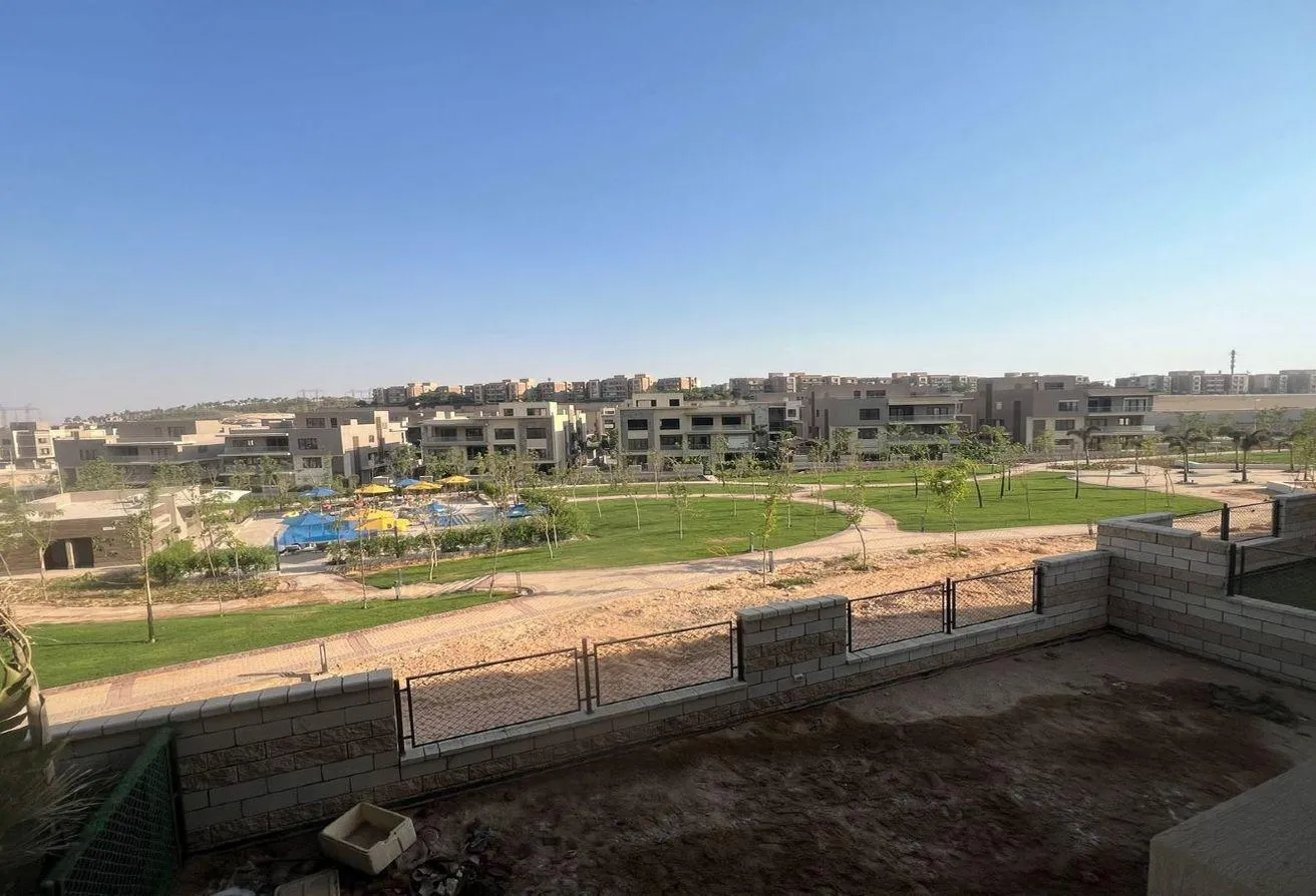 Sale in Pyramids Heights: Pyramids Heights 3 BDR away from voltage cables