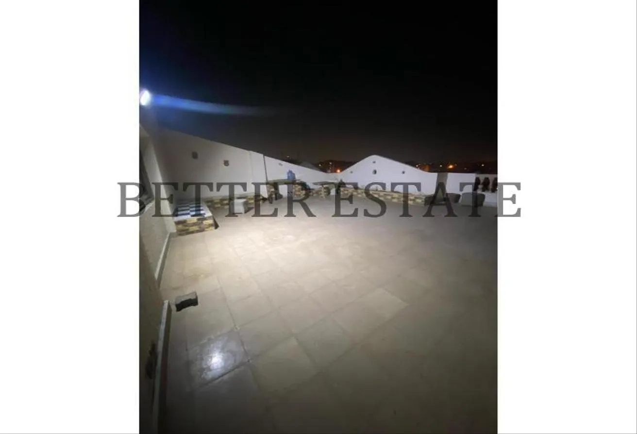 Sale in El Banafseg 4: Roof for sale Super luxury semi in Banafseg 4