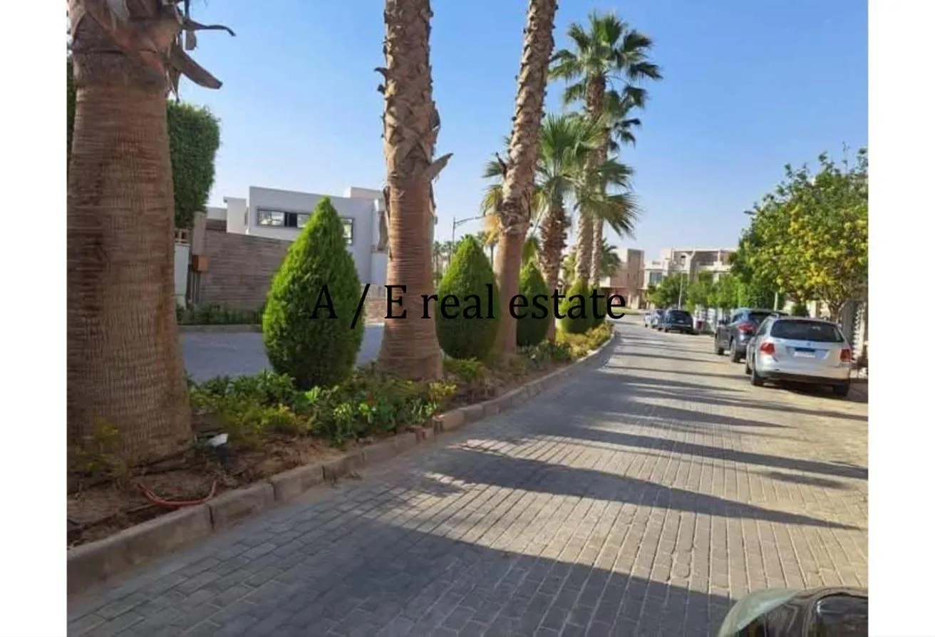 Sale in Al Reem Residence: توين هاوس كورنر للبيع فى كمبوند الريم  الشيخ زايد