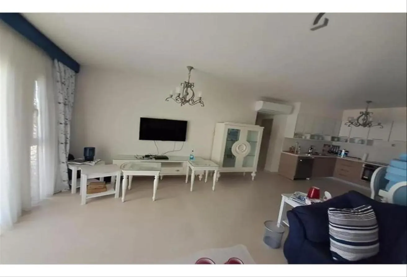 Gallery Image 11