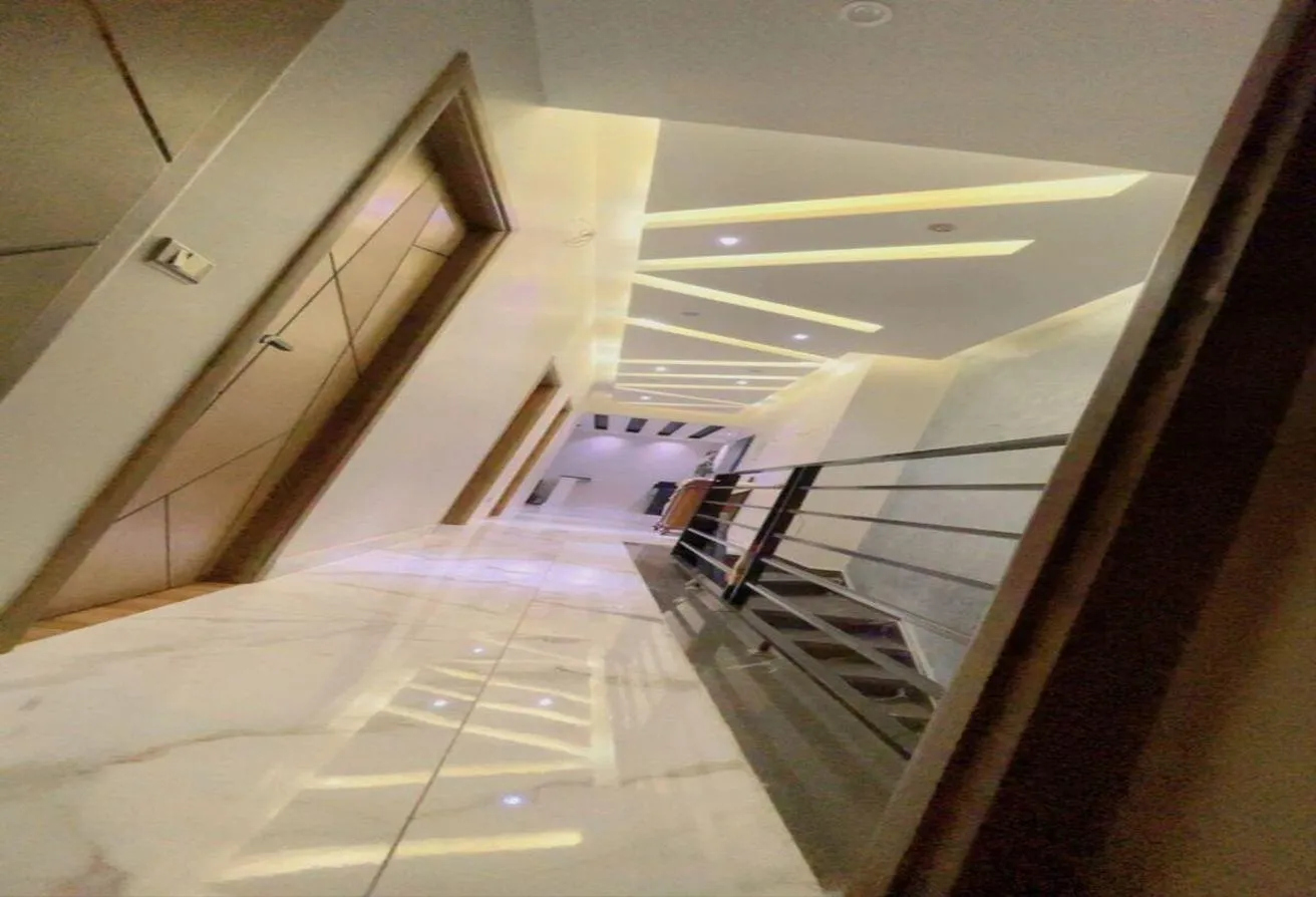 Gallery Image 8