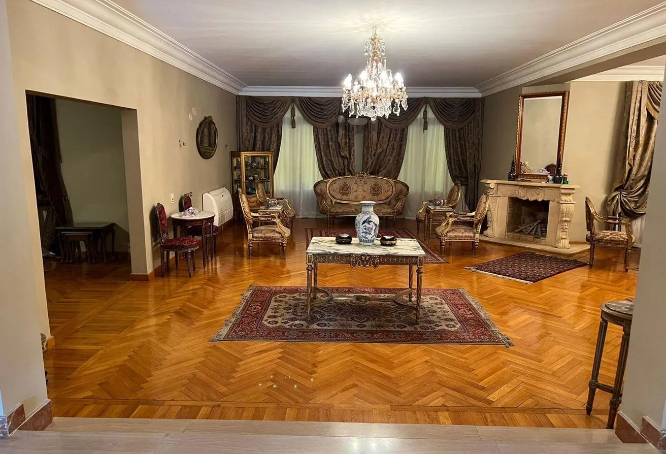 Sale in Royal Hills: Villa in Royal Hills with a Pool For Sale