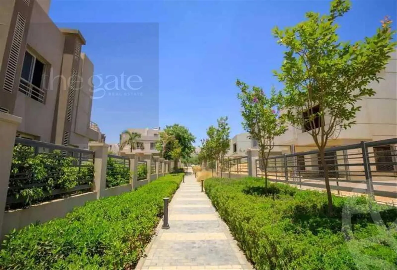 Sale in Atrio: The last finished villa with this price in Zayed