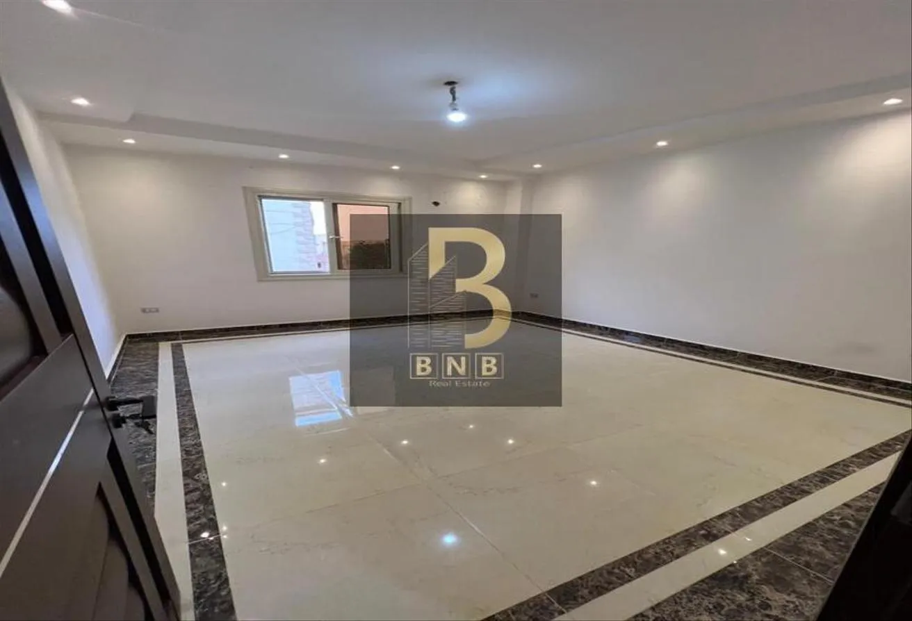 Rent in El Banafseg 1: Apartment 200m (Garden view) in Banfsaj1