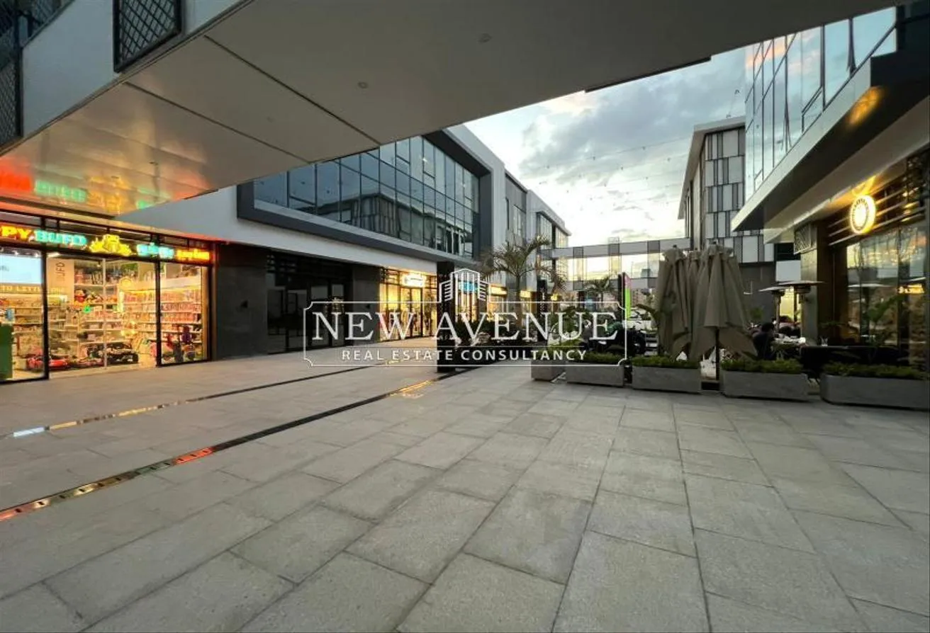 Rent in Agora Commercial Complex: Clinic For Rent in Agora,Golden Square