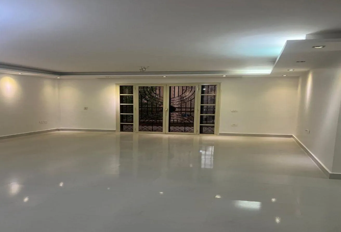 Rent in Deyaar Development: للايجار تشطيب الترا سوبر لوكس  فيو مميز