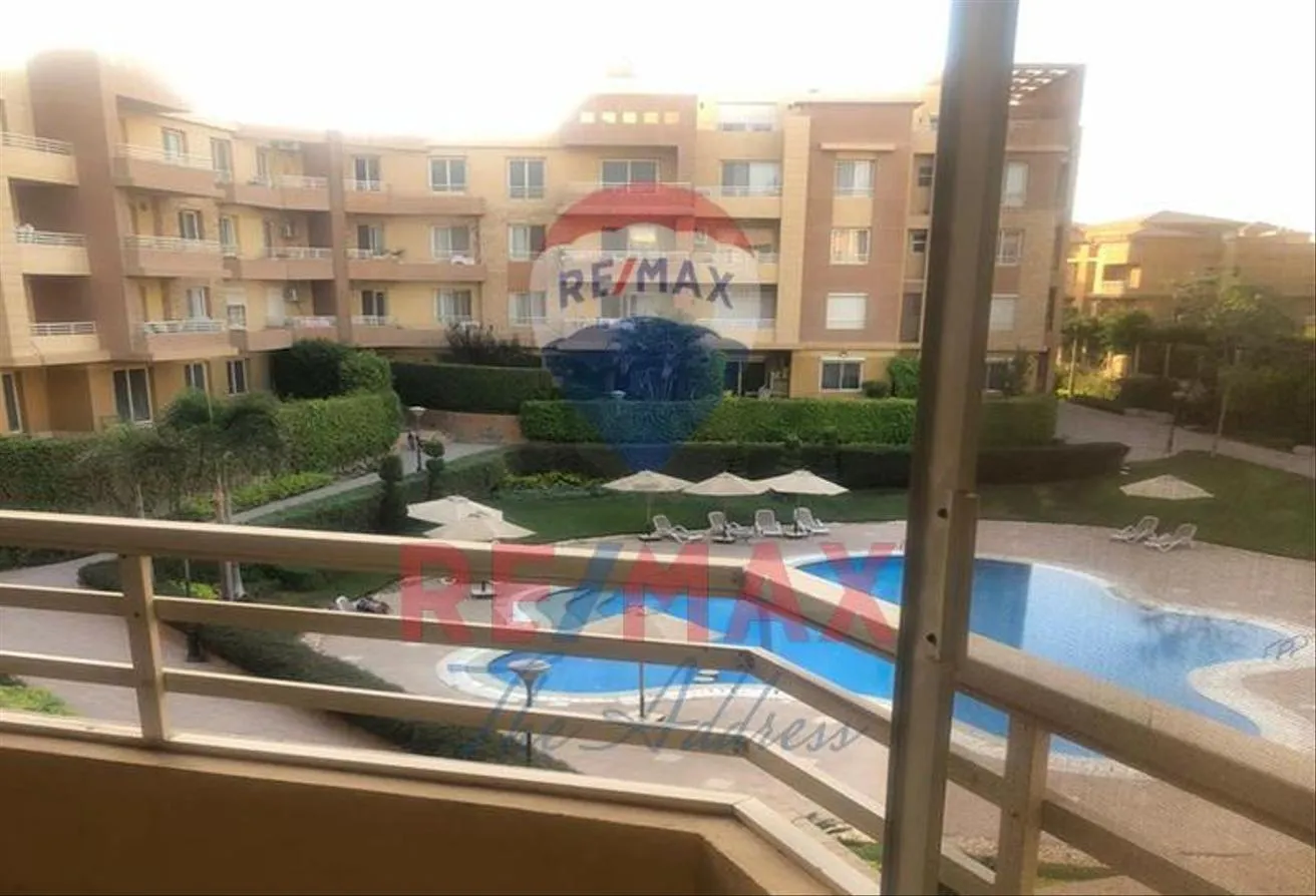 Sale in Jewar: Apartment for sale -  in Jewar - Pool view