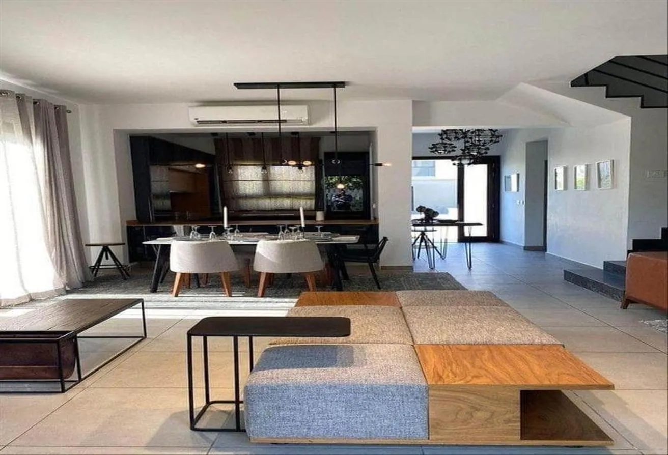 Sale in Al Burouj Compound: Duplex for sale ready to move of fully finished