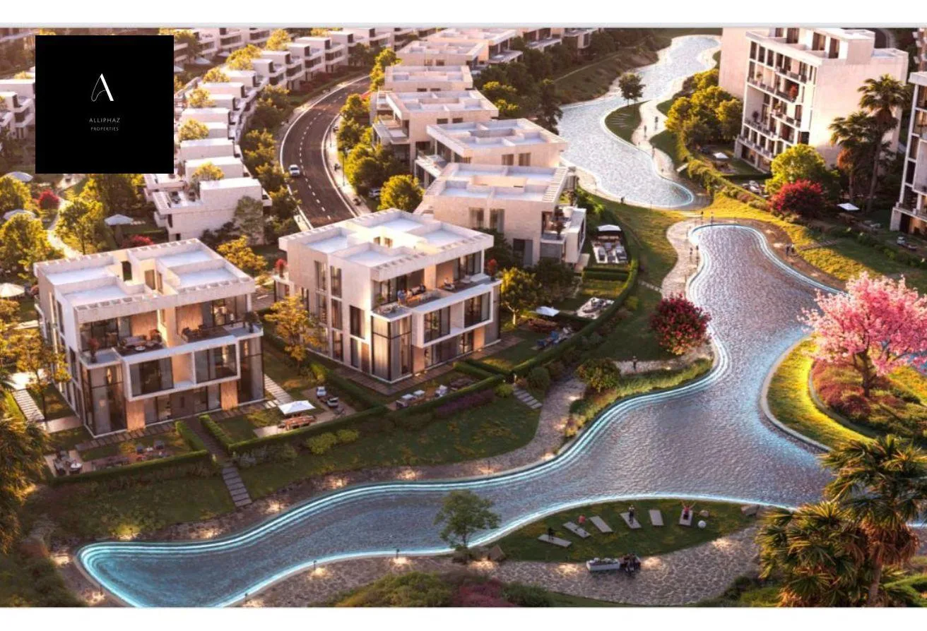 Sale in The Crest: own triplex unit3 floors with private garden crest