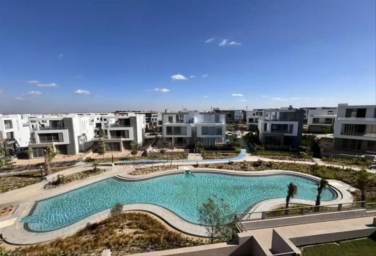 Sale in IRA New Zayed: Villa ready delivery on waslt Dahshur, 6Yr install