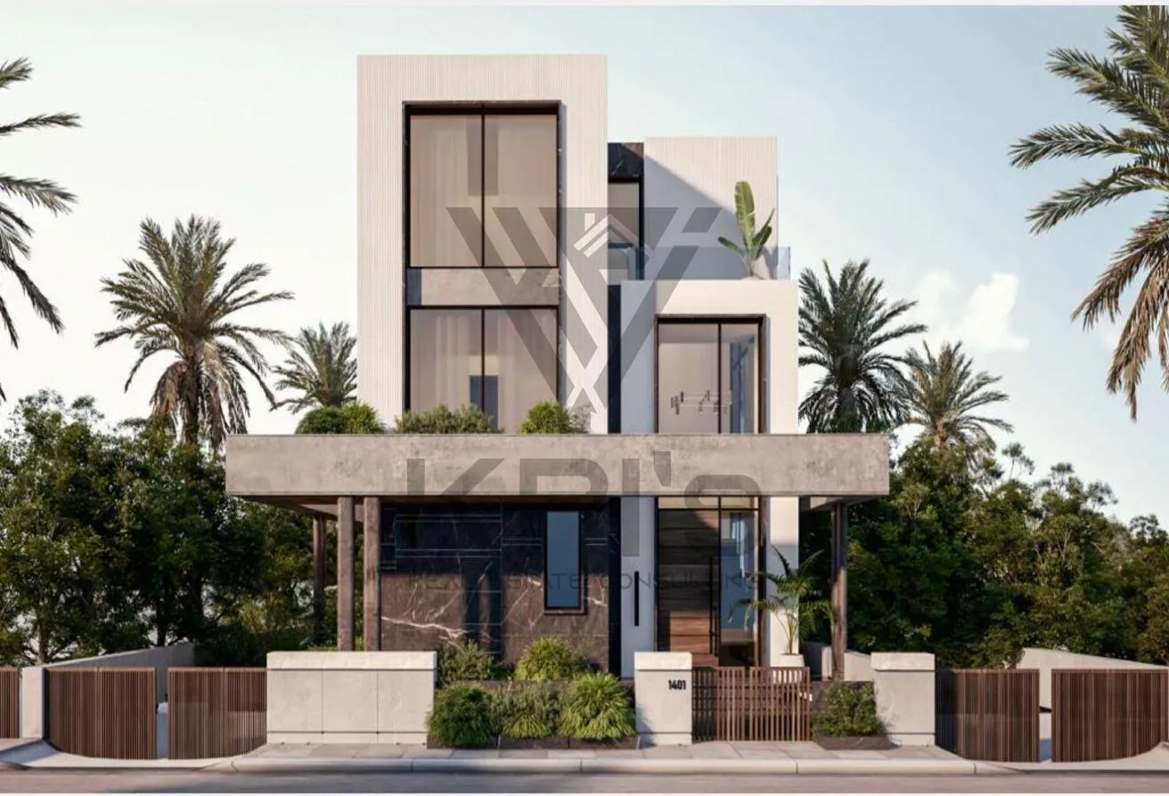 Sale in Stei8ht: Resale townhouse for sale at steight new cairo