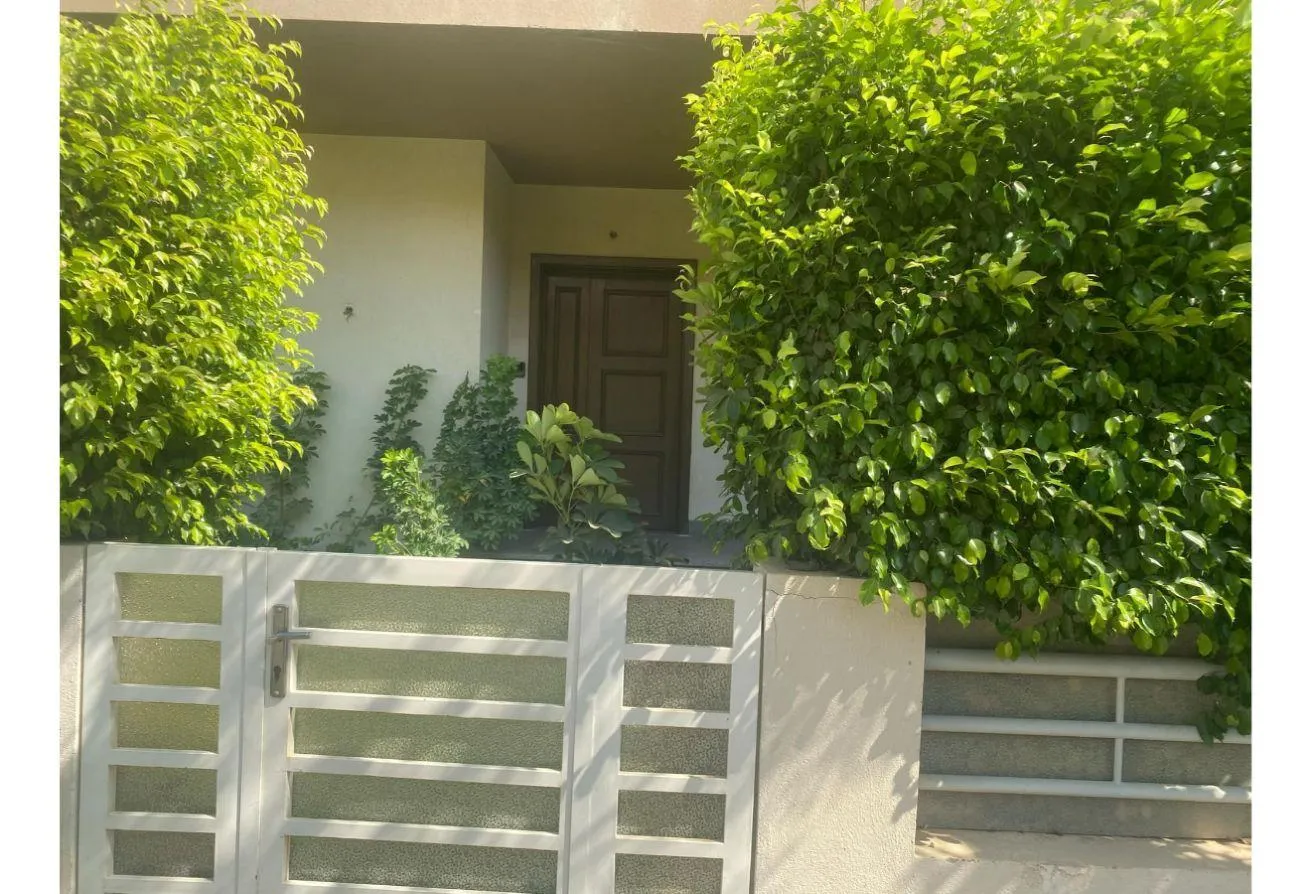 Gallery Image 14