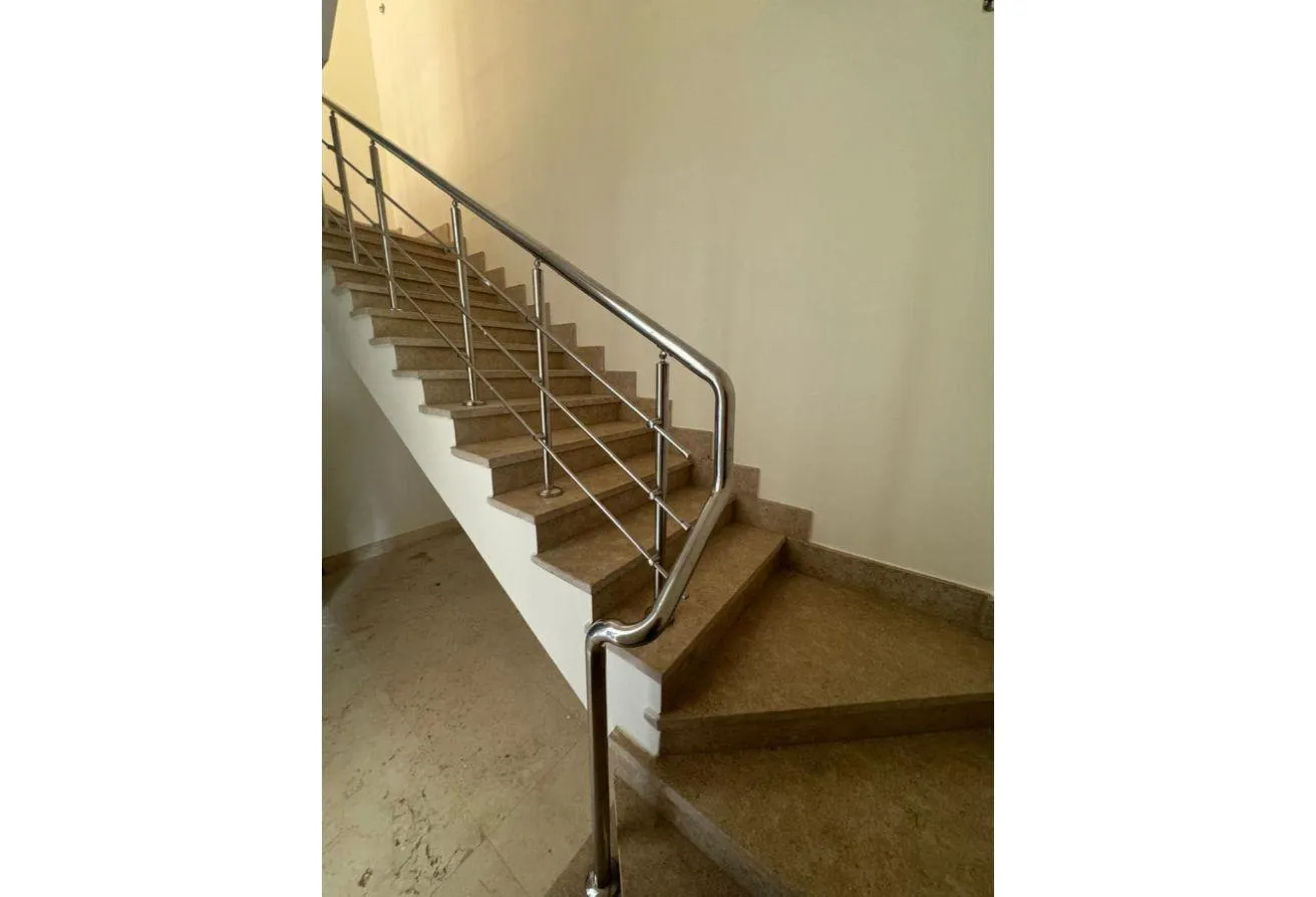Gallery Image 9