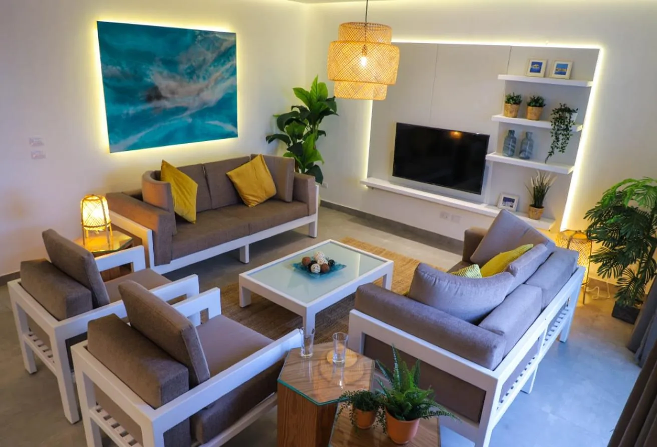 Sale in Hacienda West: chalet studio lowest over Direct on lagoon