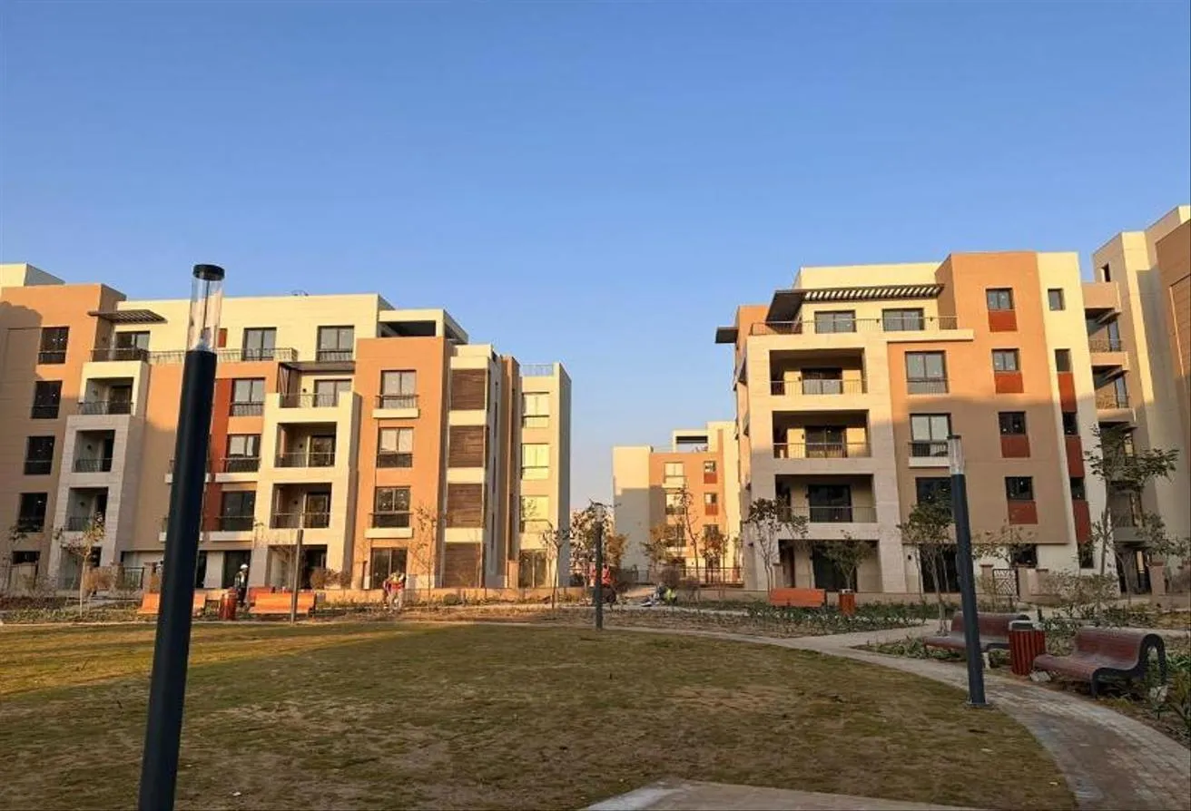 Sale in District 5: apartment for sale finished with ac's 5%dp marakez