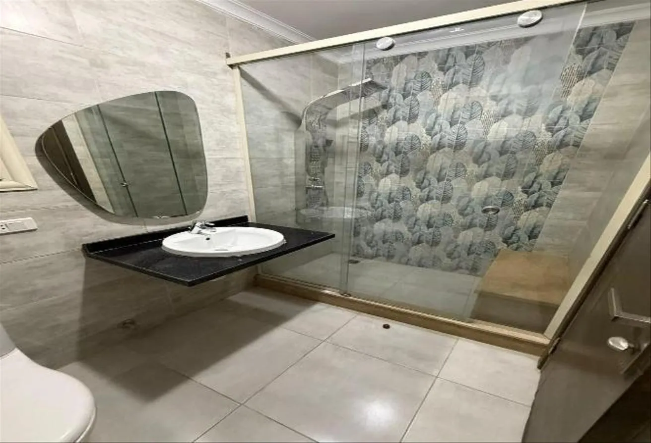 Gallery Image 18