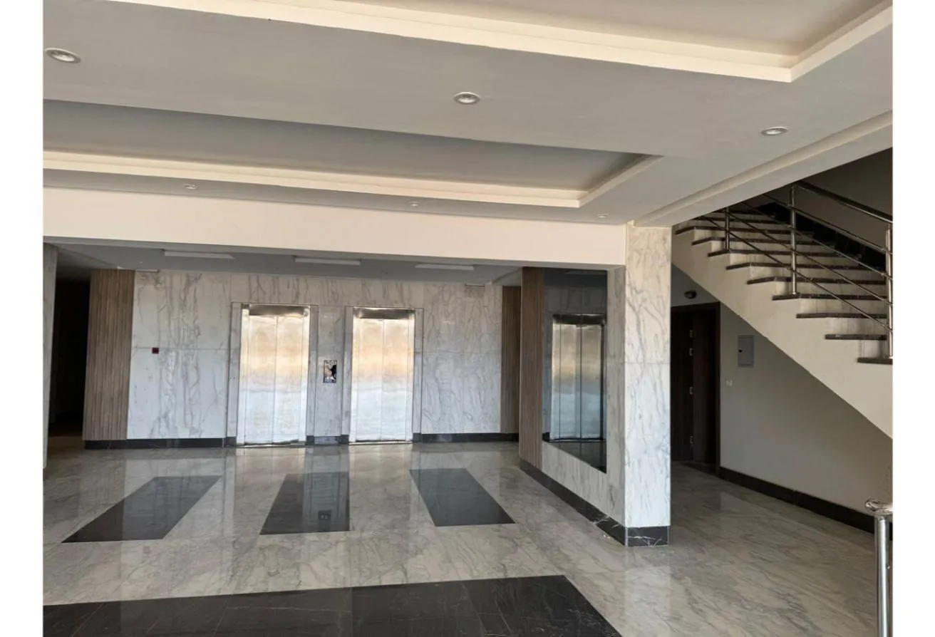 Gallery Image 12