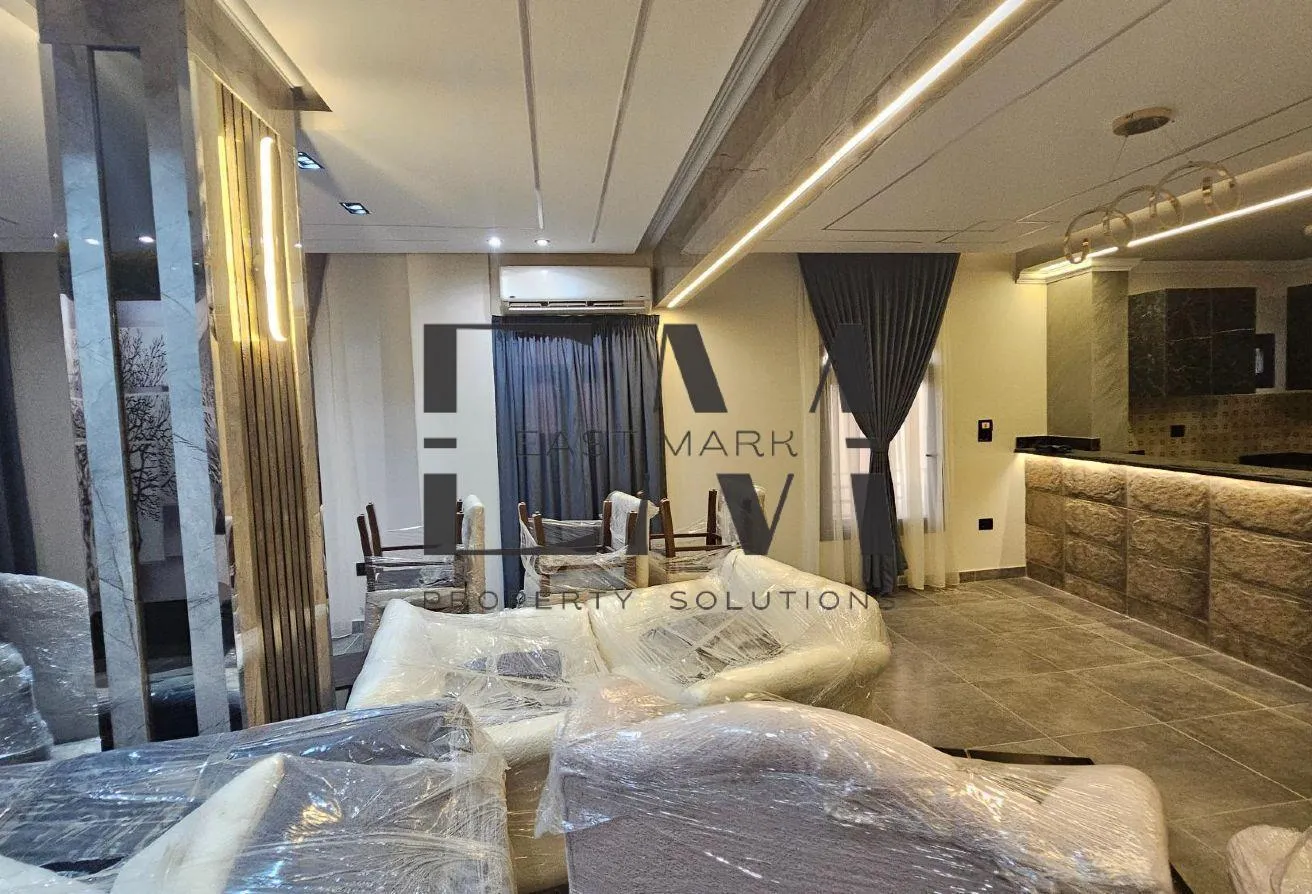 Sale in El Nady District: شقه للبيع في الشروق فيو نادي هيليوبلس 250م متشطبه
