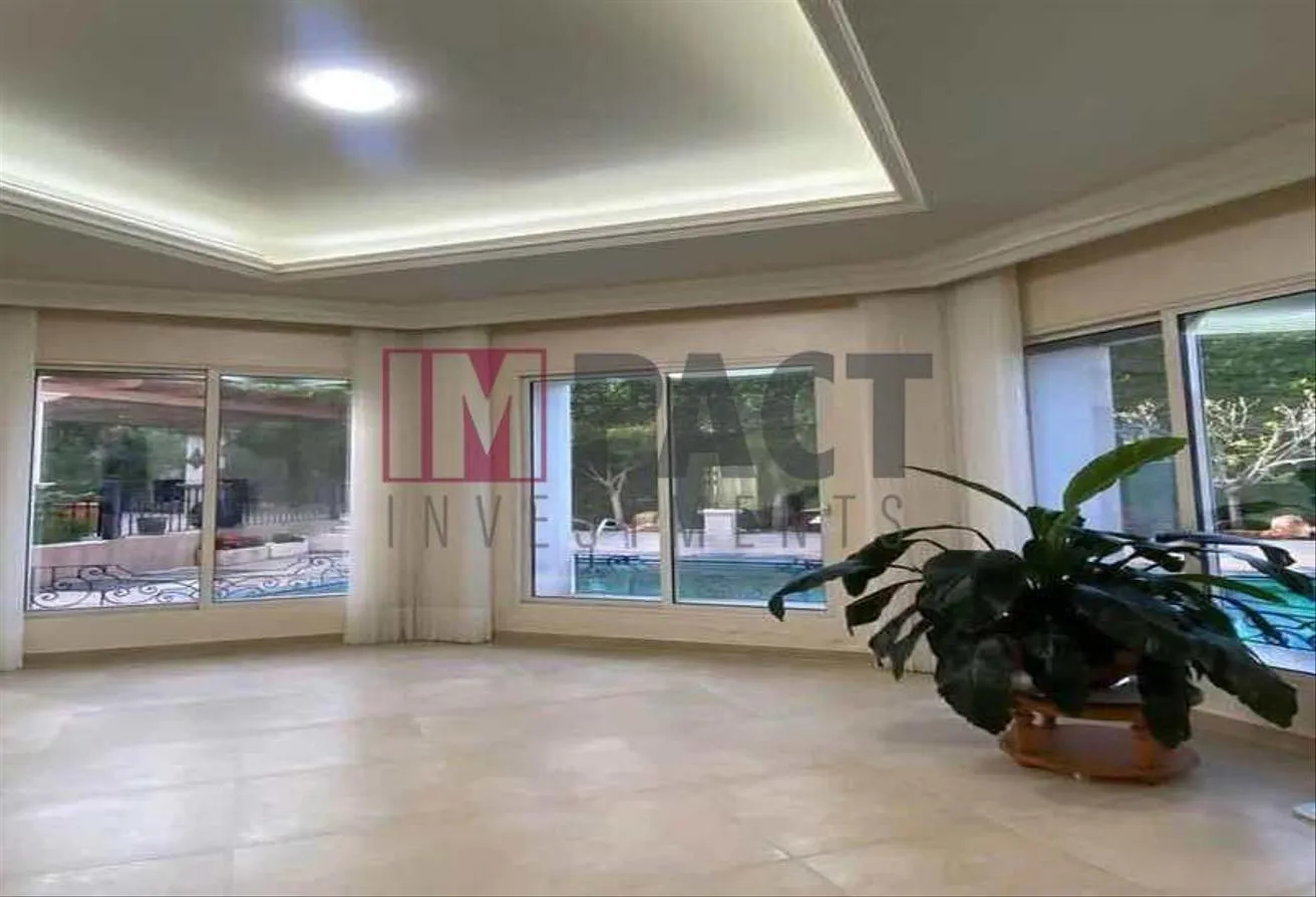 Rent in American University Housing District: Hypermarket for rent in the Fifth Settlement, 1200