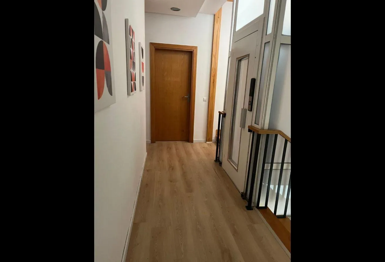 Gallery Image 13