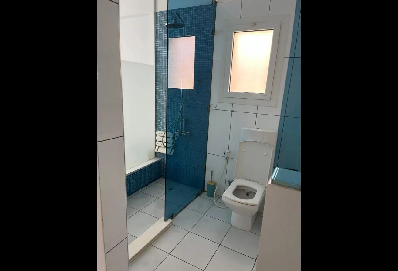 Gallery Image 14