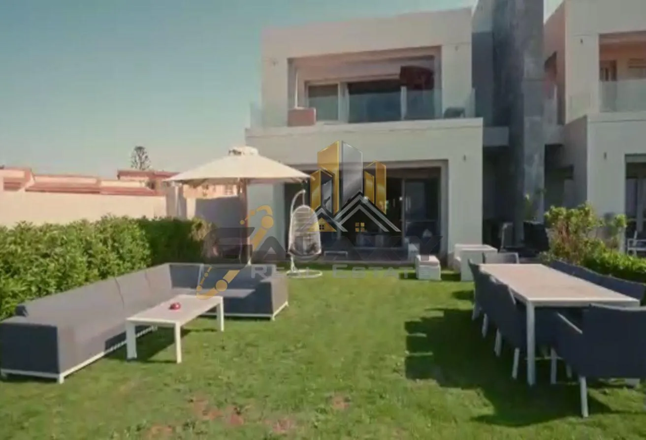 Sale in La Vista Cascada: Best Price | Luxury Villa For Sale | Sea View