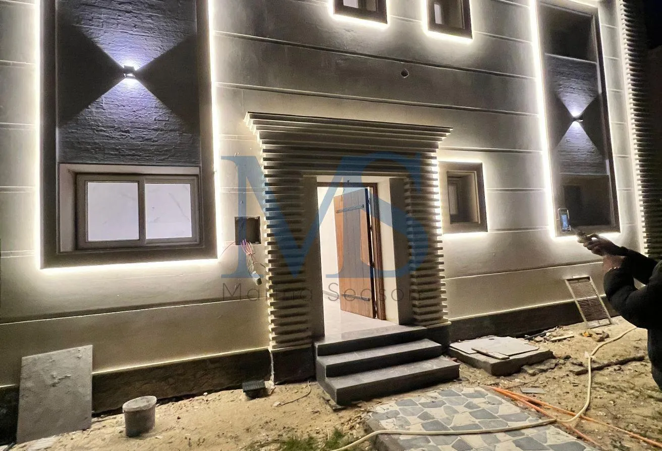 البيع في مارينا 8: فيلا Town House للبيع 