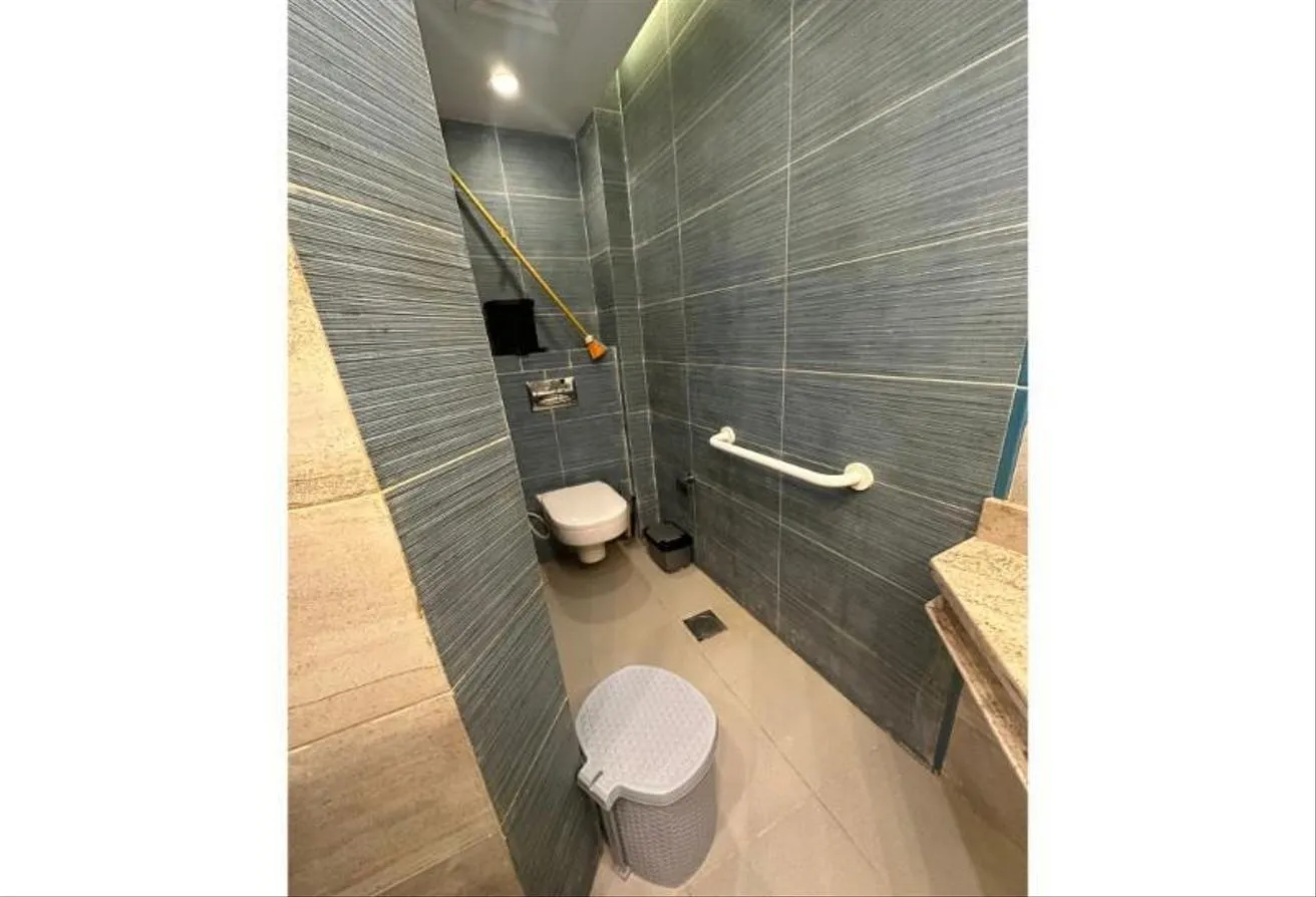 Gallery Image 11