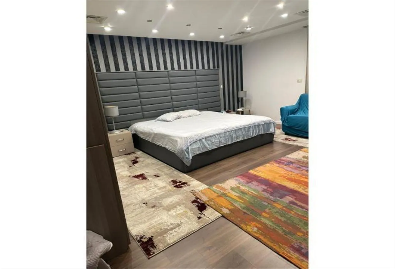 Gallery Image 12