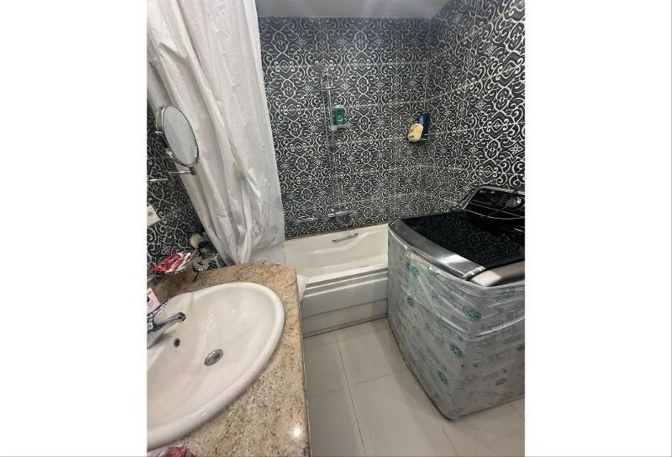 Gallery Image 16