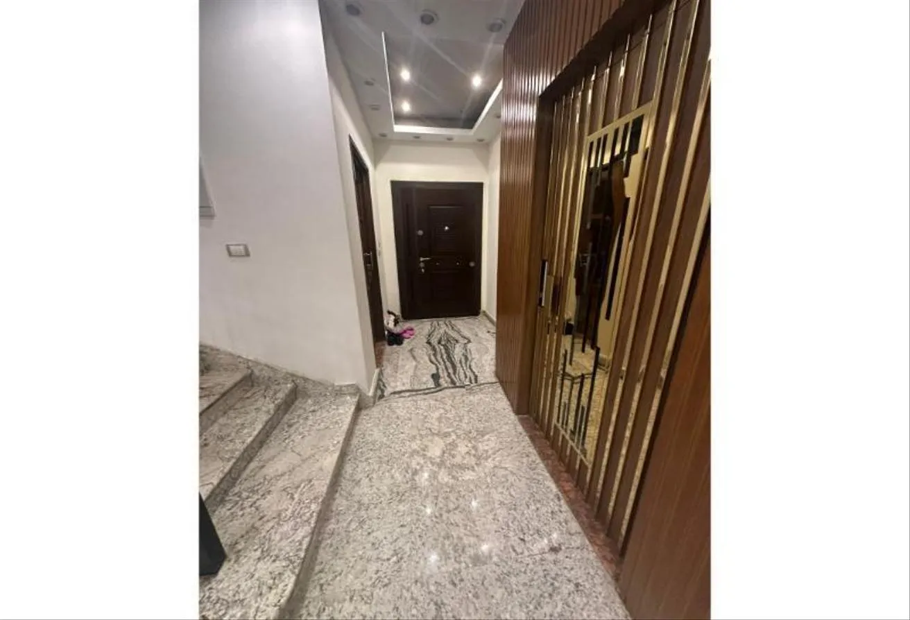 Gallery Image 18