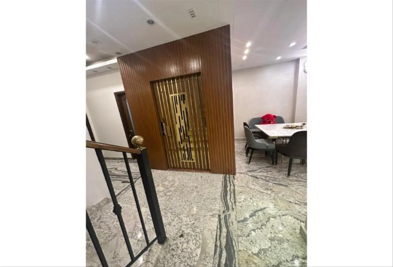 Gallery Image 28