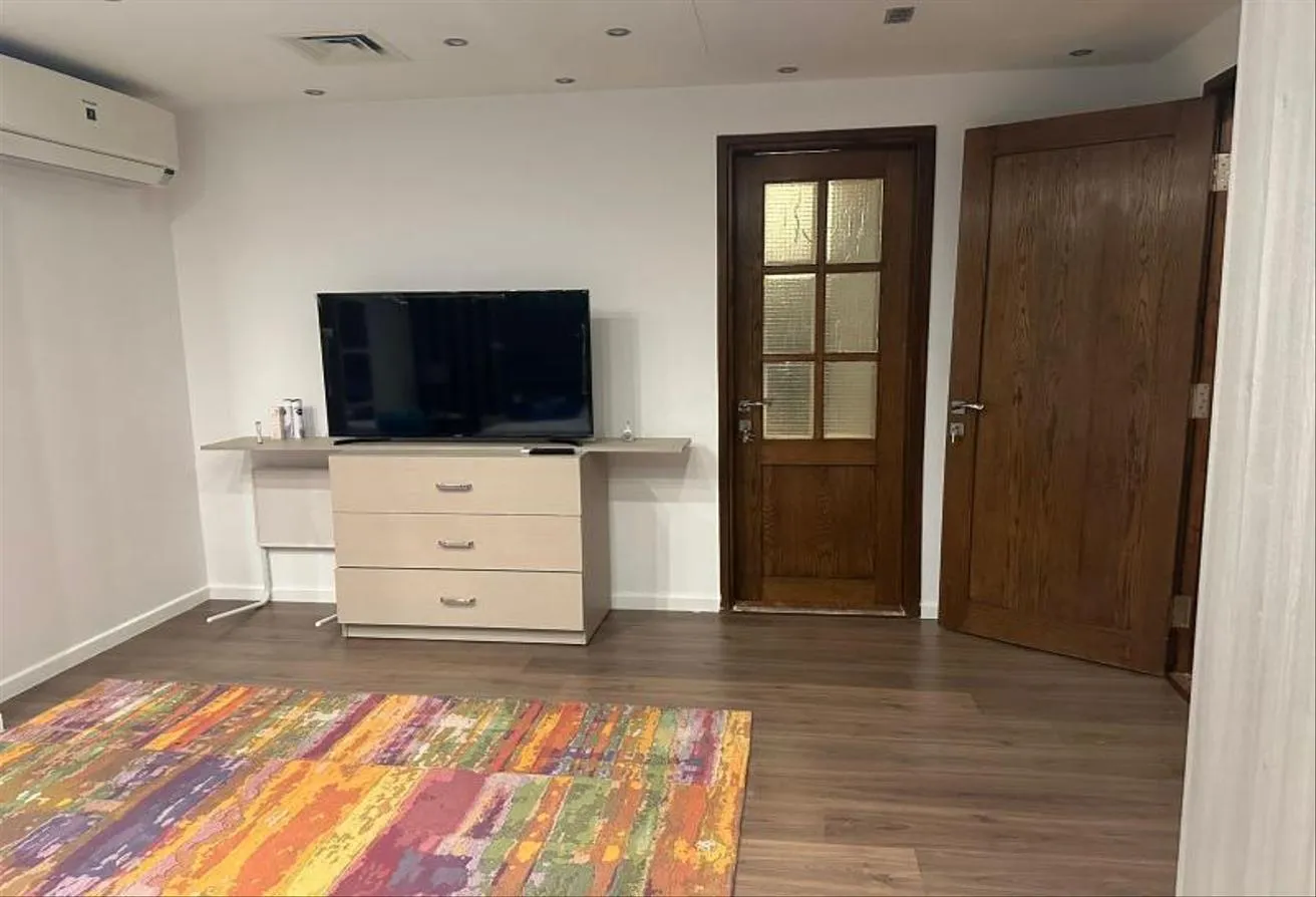 Gallery Image 30