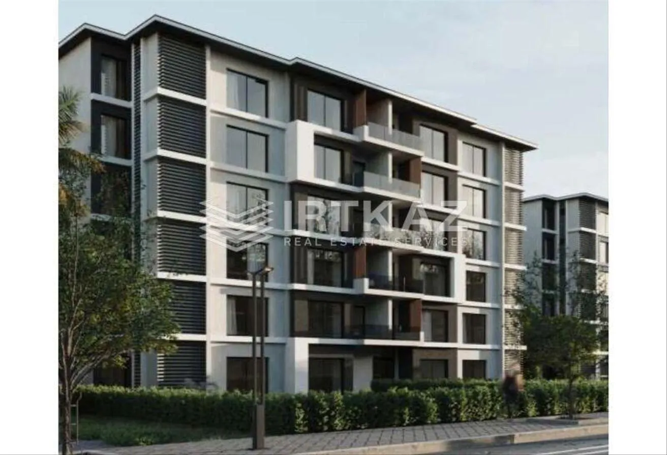Sale in Creek Town: Apartment With IL CAZAR - Very Prime Location