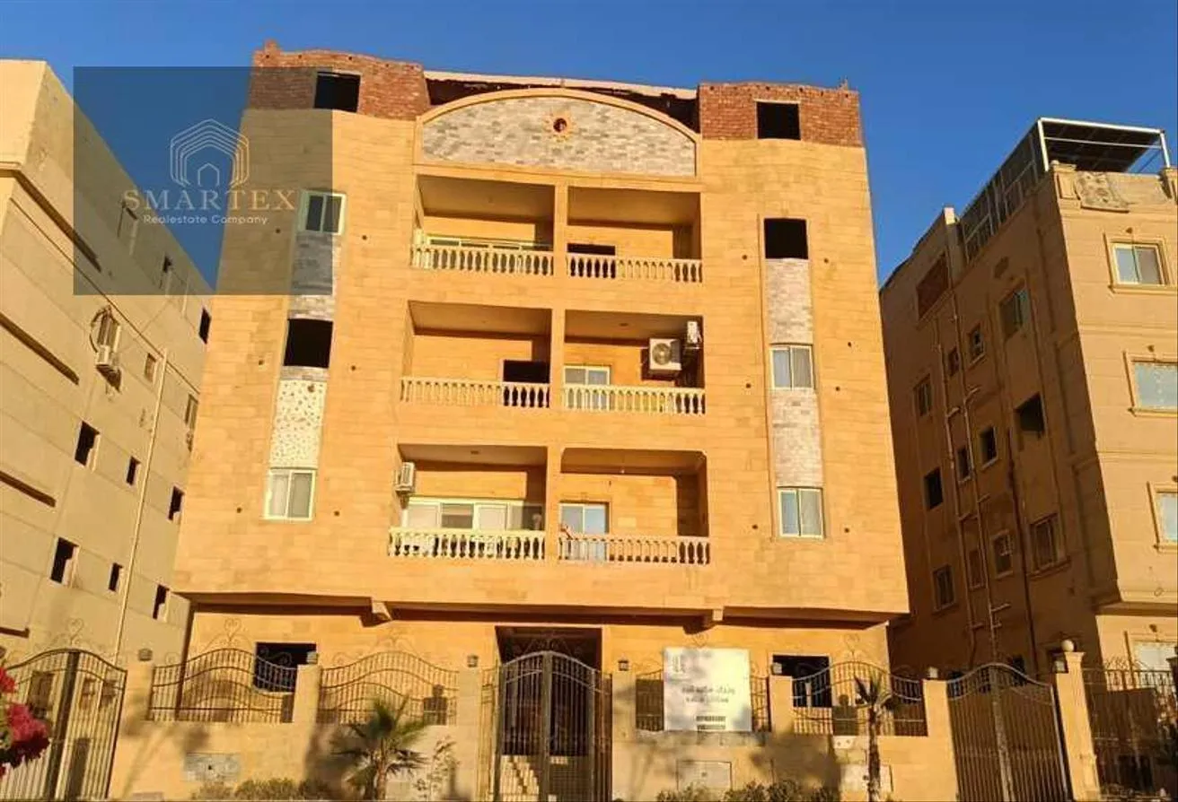 Sale in 1st Neighborhood: Apartment175m near the middle link and all service