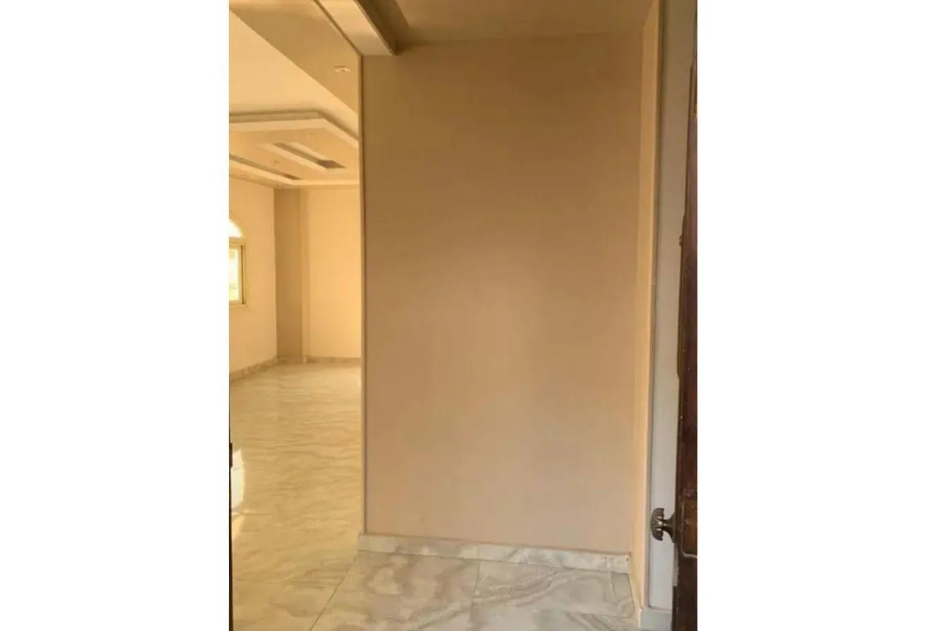 Sale in New October City: Store for Sale 20 sqm Lowest down payment