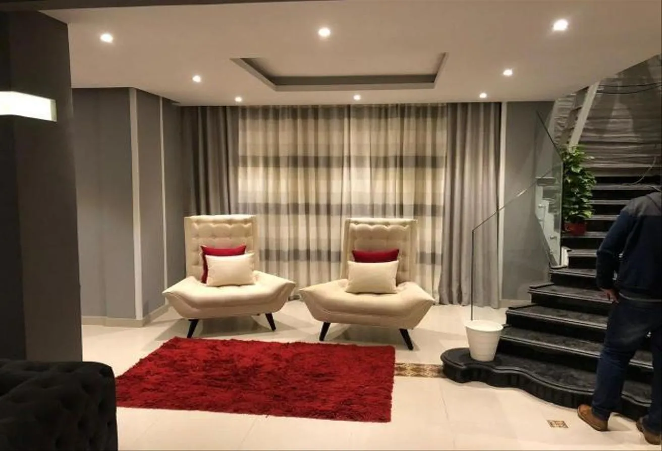 Gallery Image 8