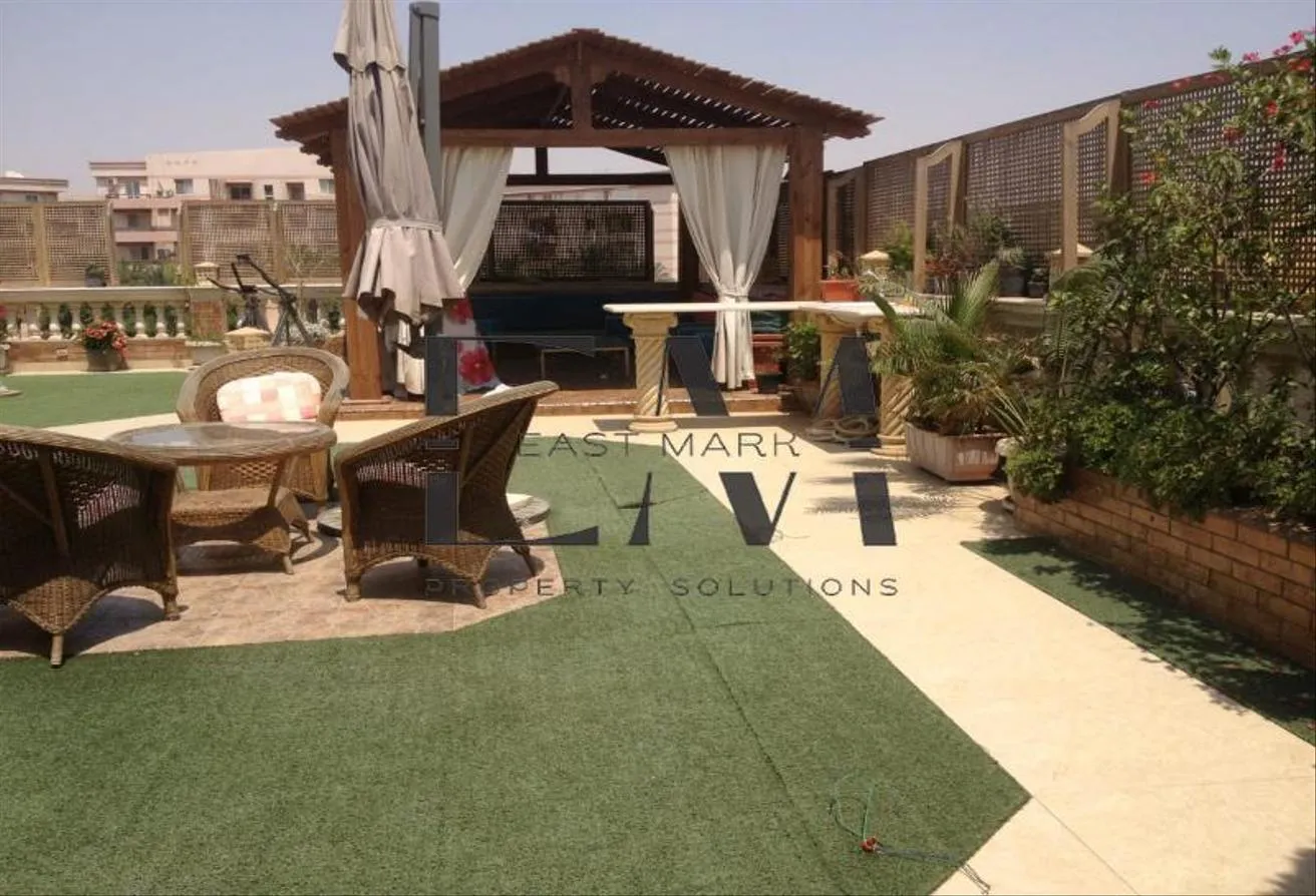 Sale in El Banafseg Services Area: Roof Apartment for Sale in AlBanafseg 1-New Cairo