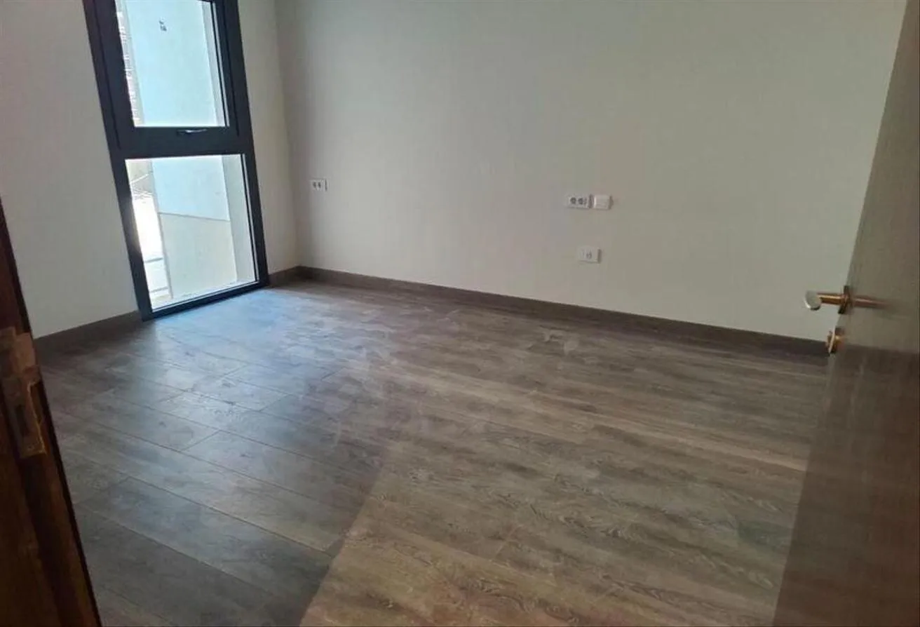 Sale in Aura: For sale, 160 sqm apartment in Zed West Towers
