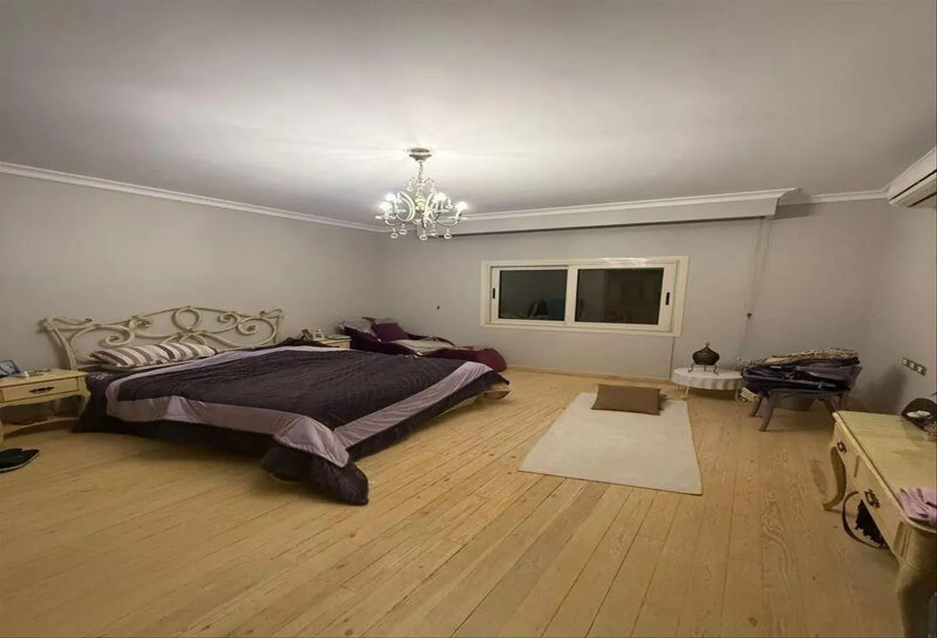 Gallery Image 12