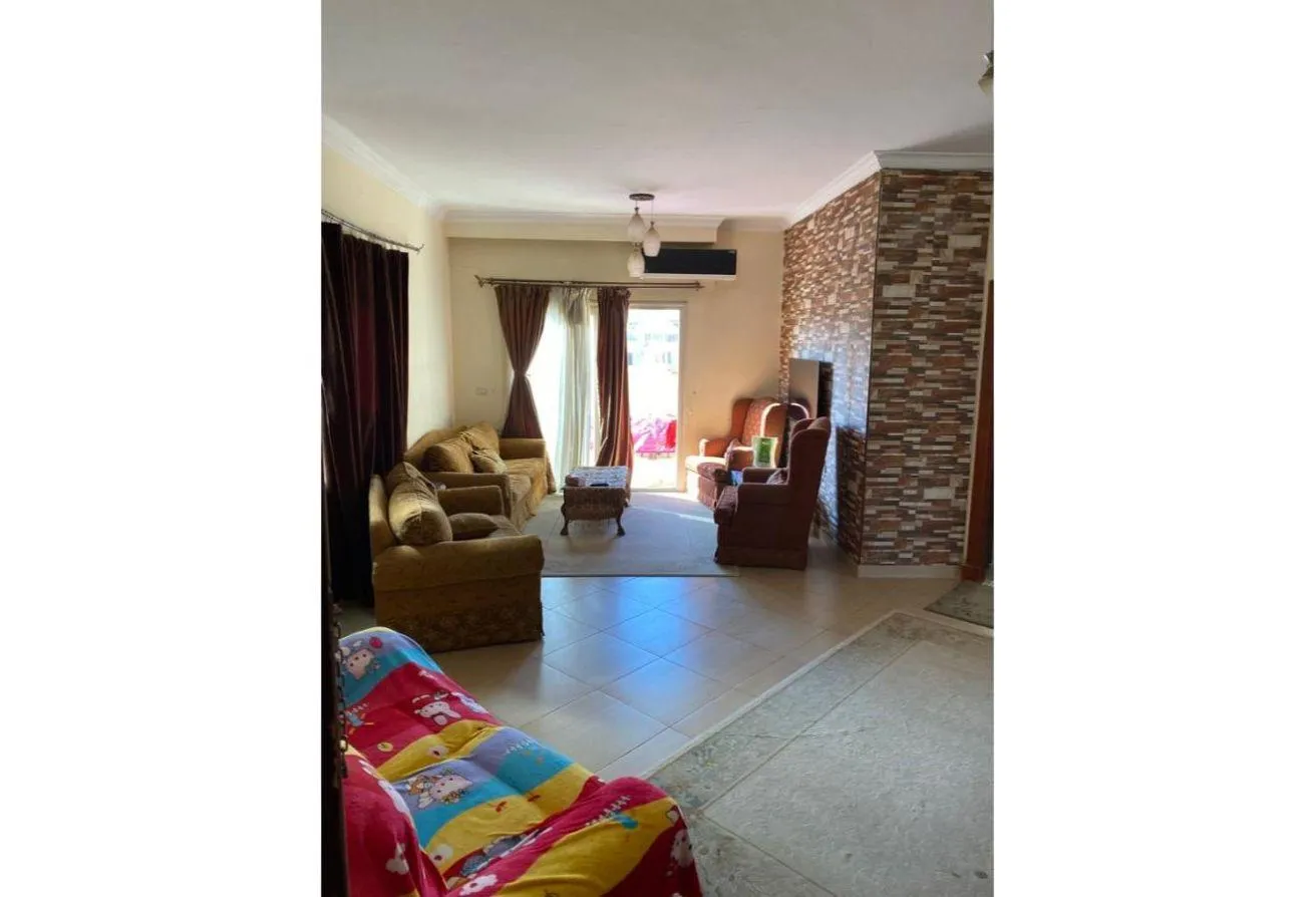 Gallery Image 12