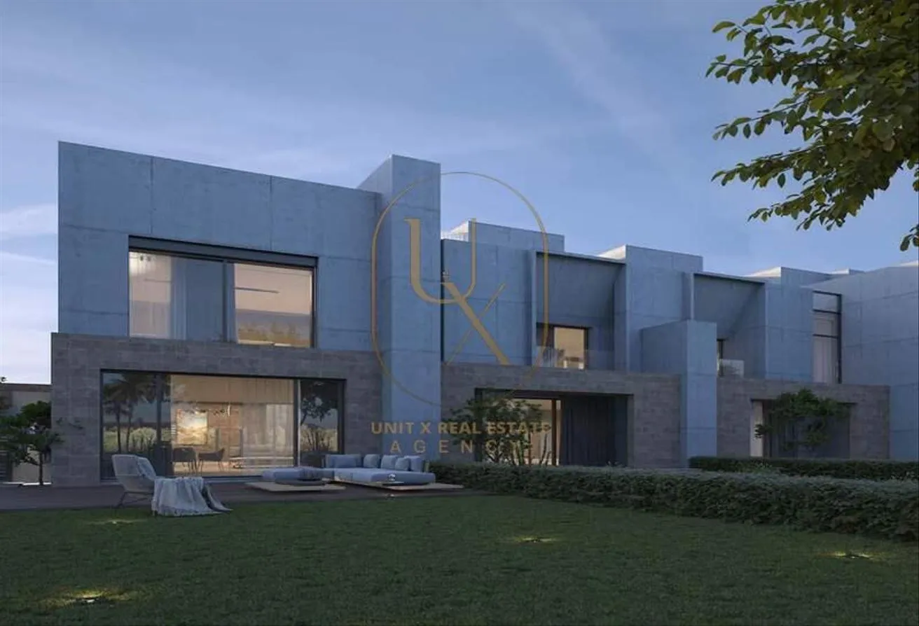 Sale in Palm Hills Golf Views: town house near toti project villagio
