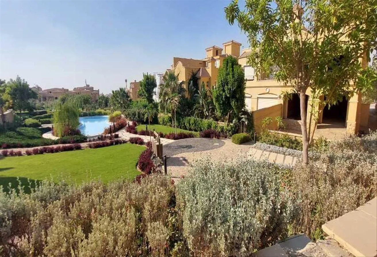 Sale in Leena Springs: A 1300 sqm villa, like the palace, in Lena Spring