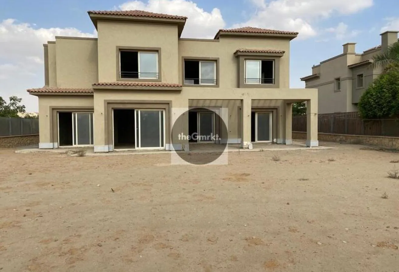 Sale in Palm City: Villa Overlooking landscape Palm Hills Katameya 1