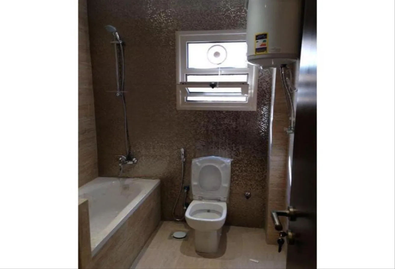 Gallery Image 12