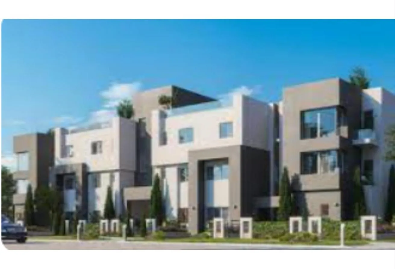 Sale in Etapa: apartment in a prime location, low down payment