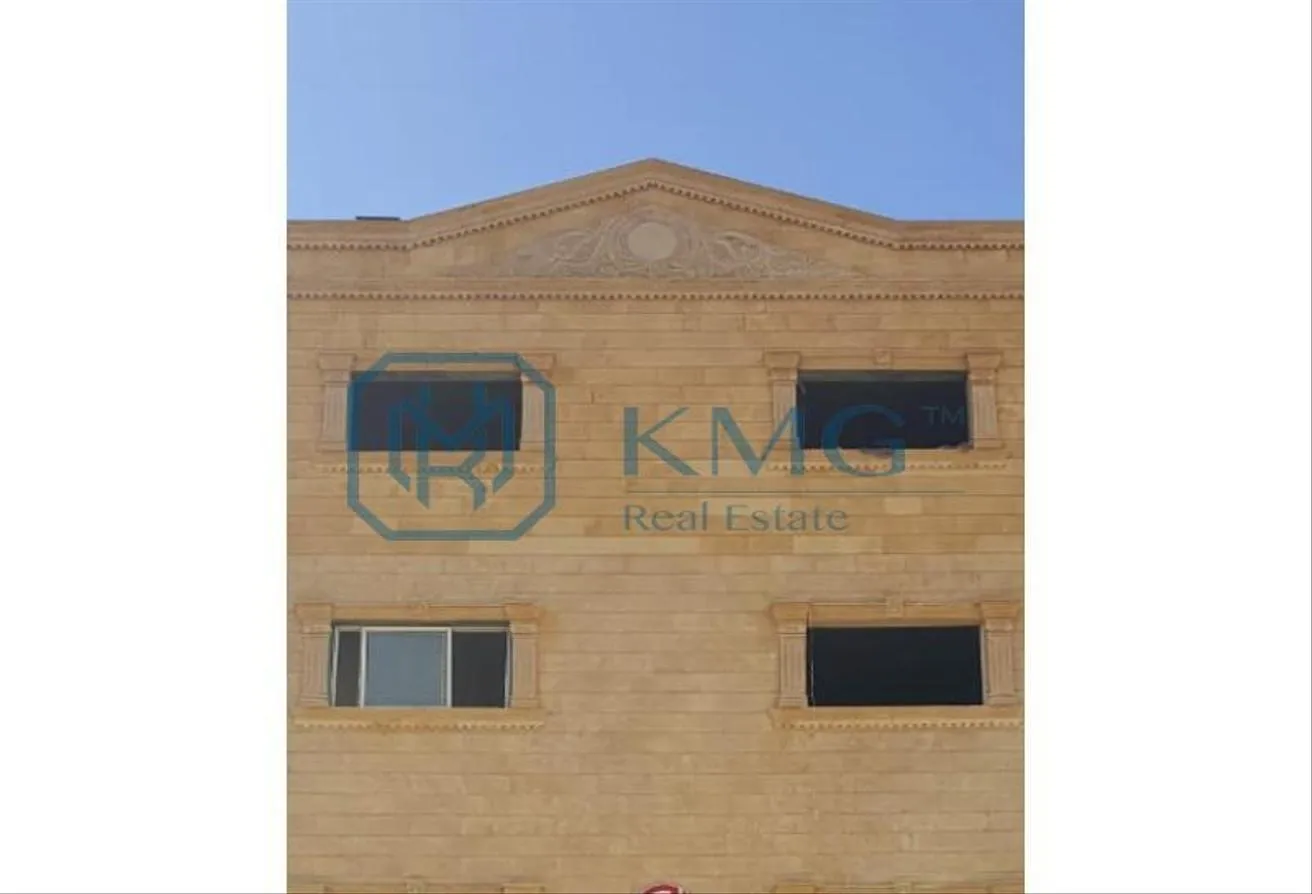 Sale in Ahmed Shawky Axis: شقةاستلام فوري بتسهيلات في الدفع تطل على حديقة