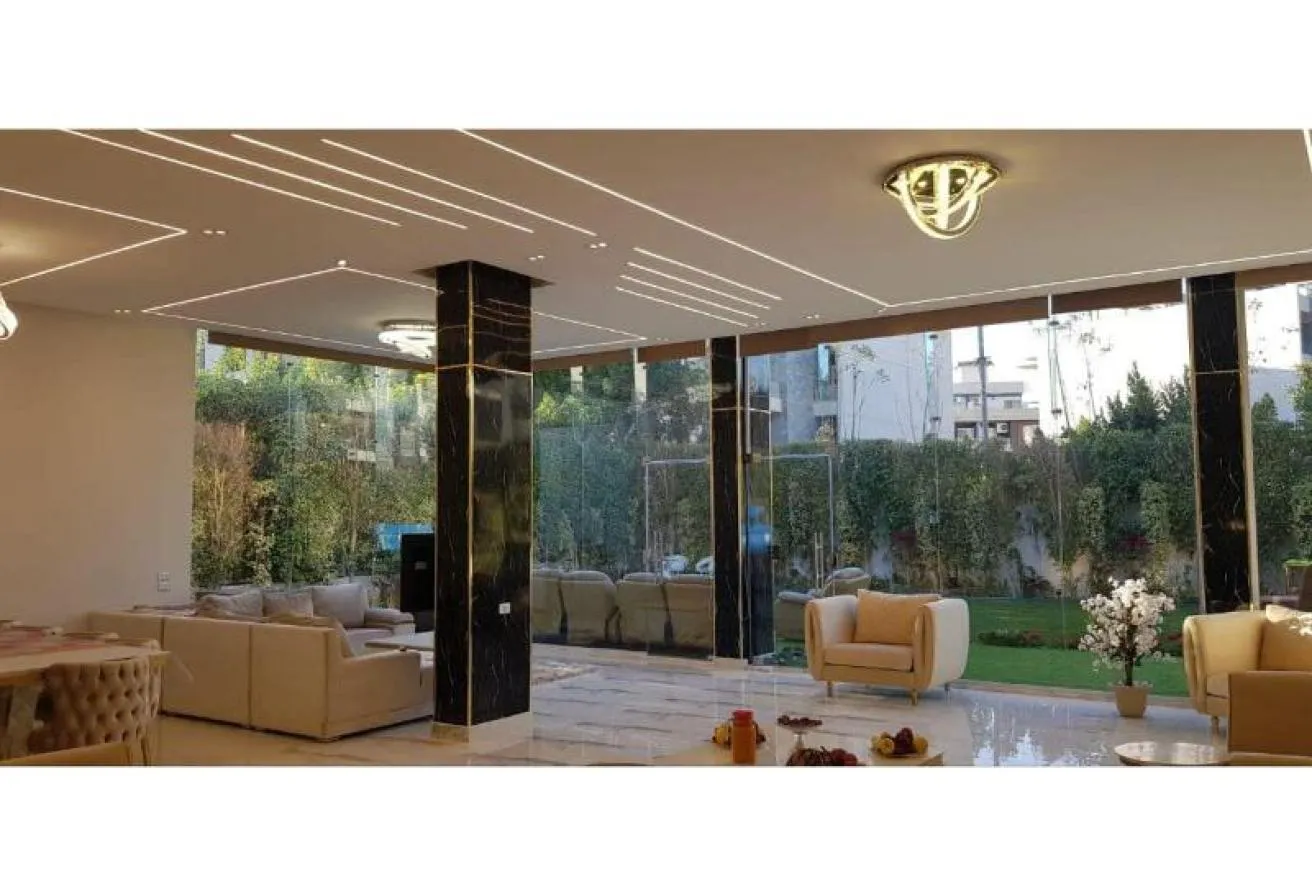 Gallery Image 9