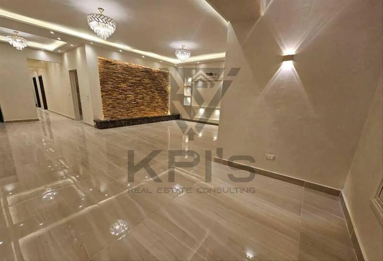 Rent in El Banafseg 10: Apartment with Special Finishing | Prime Location